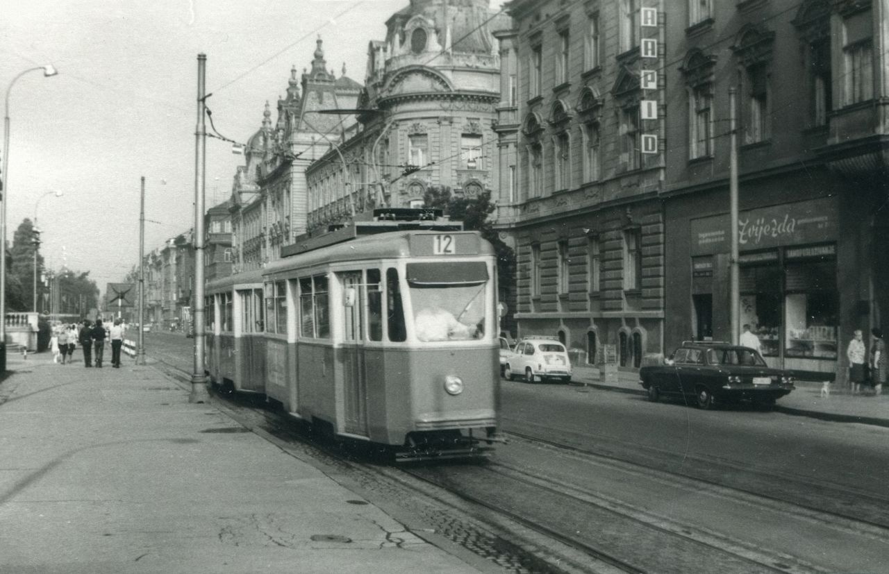 Tramvaj u ulici Antuna Mihanovića 1972. godine